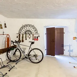 https://borgo-cantagallo-casa-ofelia.it-lombardy.com